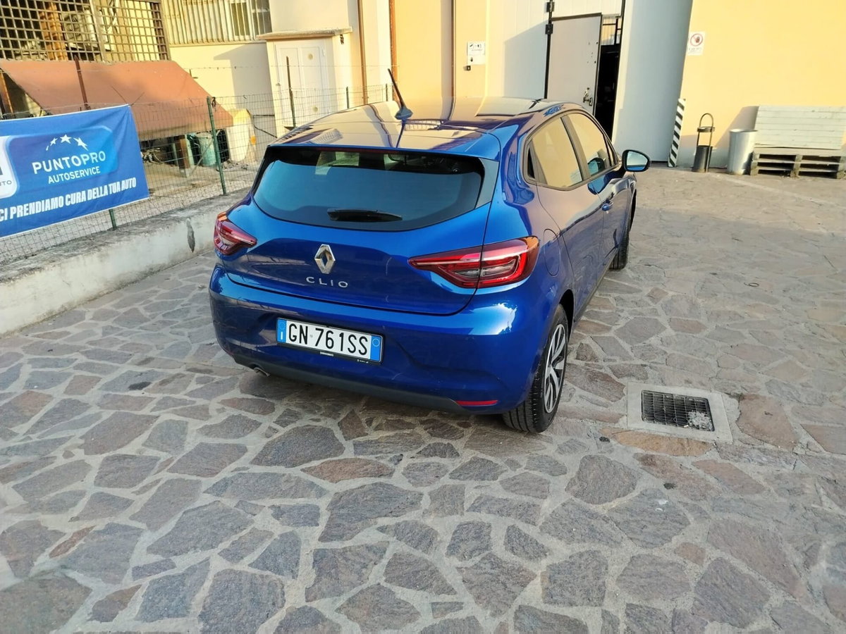 Renault Clio TCe 90 CV 5 porte Equilibre (7)
