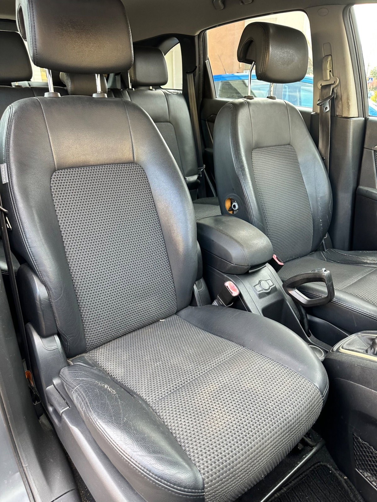 Chevrolet Captiva 2.0 VCDi 2WD (10)