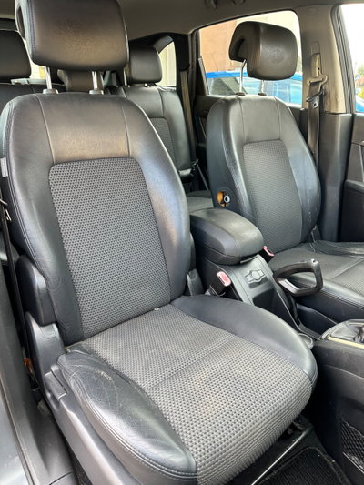 Chevrolet Captiva 2.0 VCDi 2WD (10)