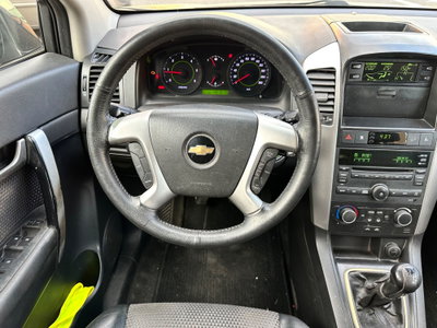 Chevrolet Captiva 2.0 VCDi 2WD (17)