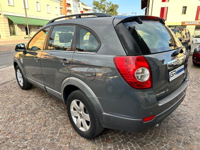 Chevrolet Captiva 2.0 VCDi 2WD (4)