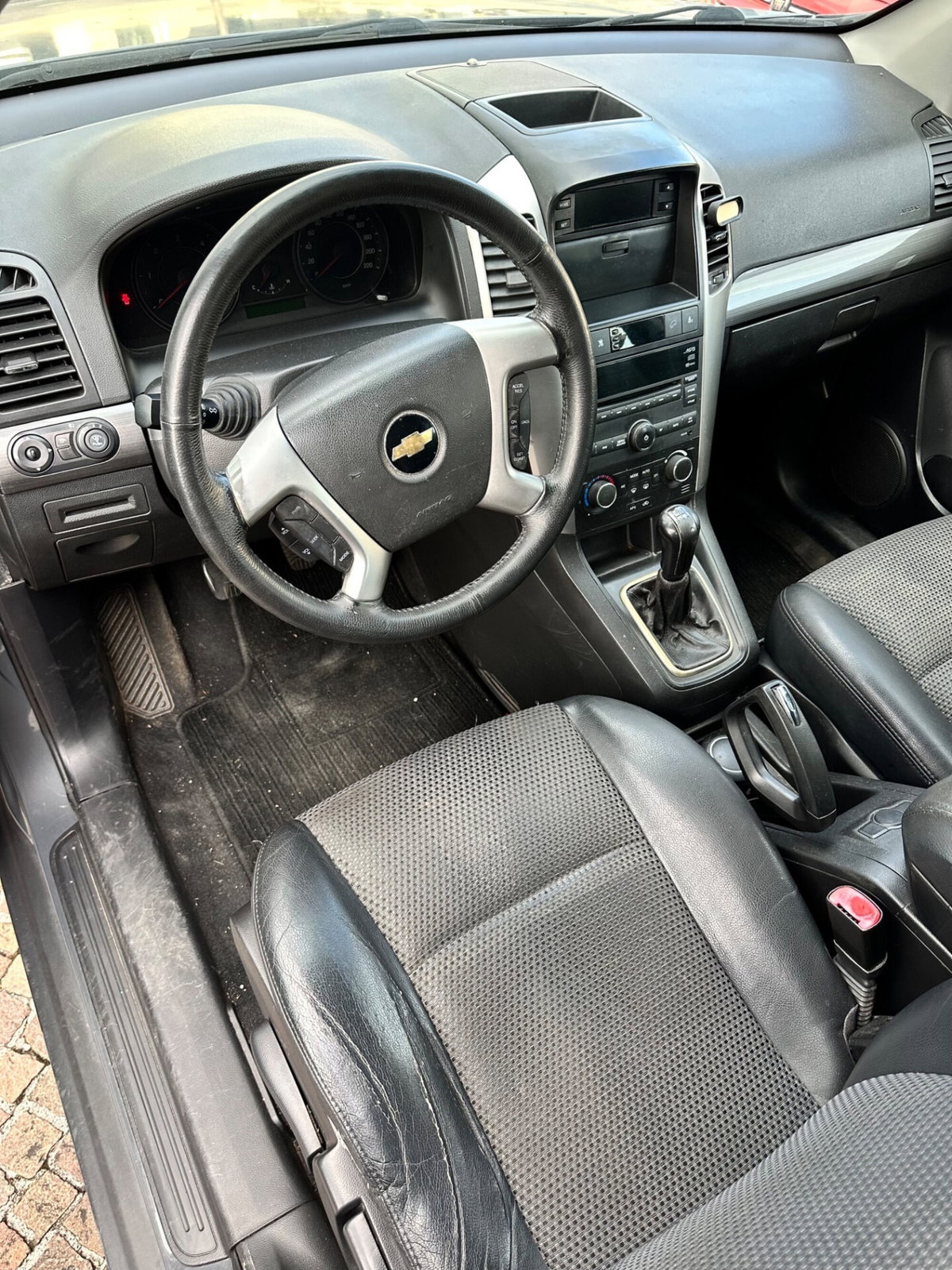 Chevrolet Captiva 2.0 VCDi 2WD (7)