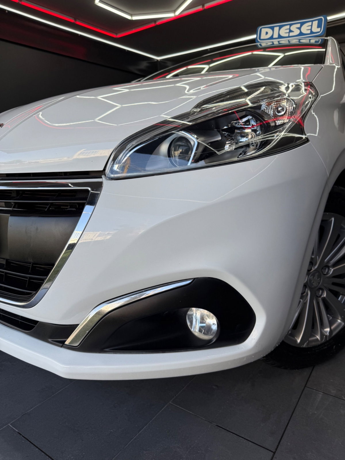 Peugeot 208 75 5 porte Allure (17)
