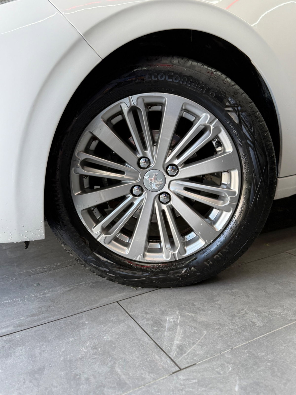 Peugeot 208 75 5 porte Allure (18)