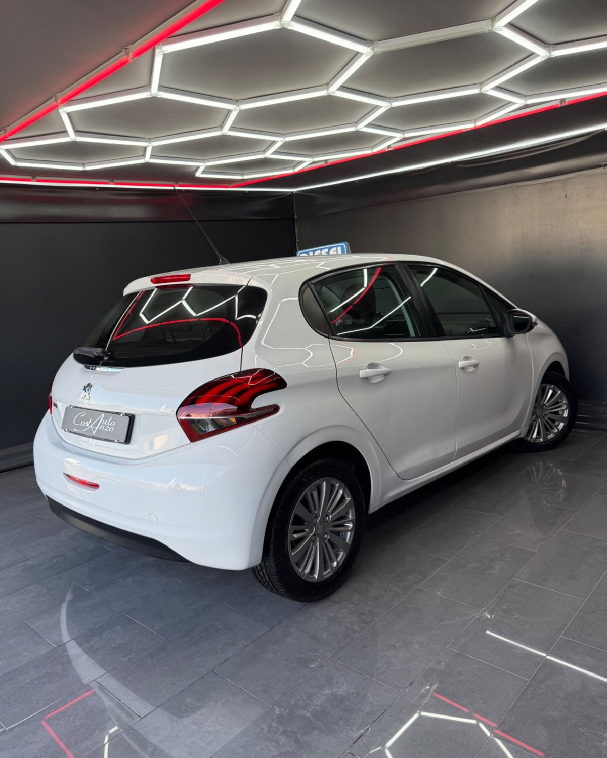 Peugeot 208 75 5 porte Allure (7)