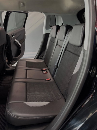 Peugeot 2008 100 Allure (16)