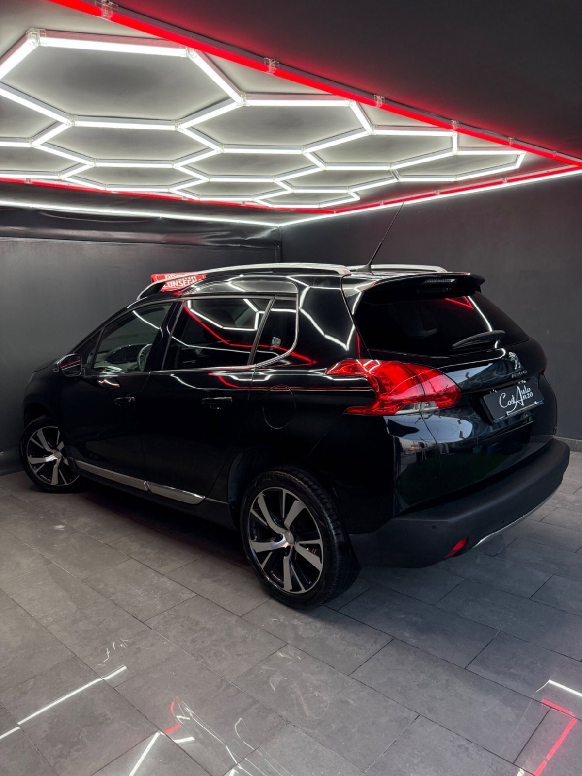 Peugeot 2008 100 Allure (5)