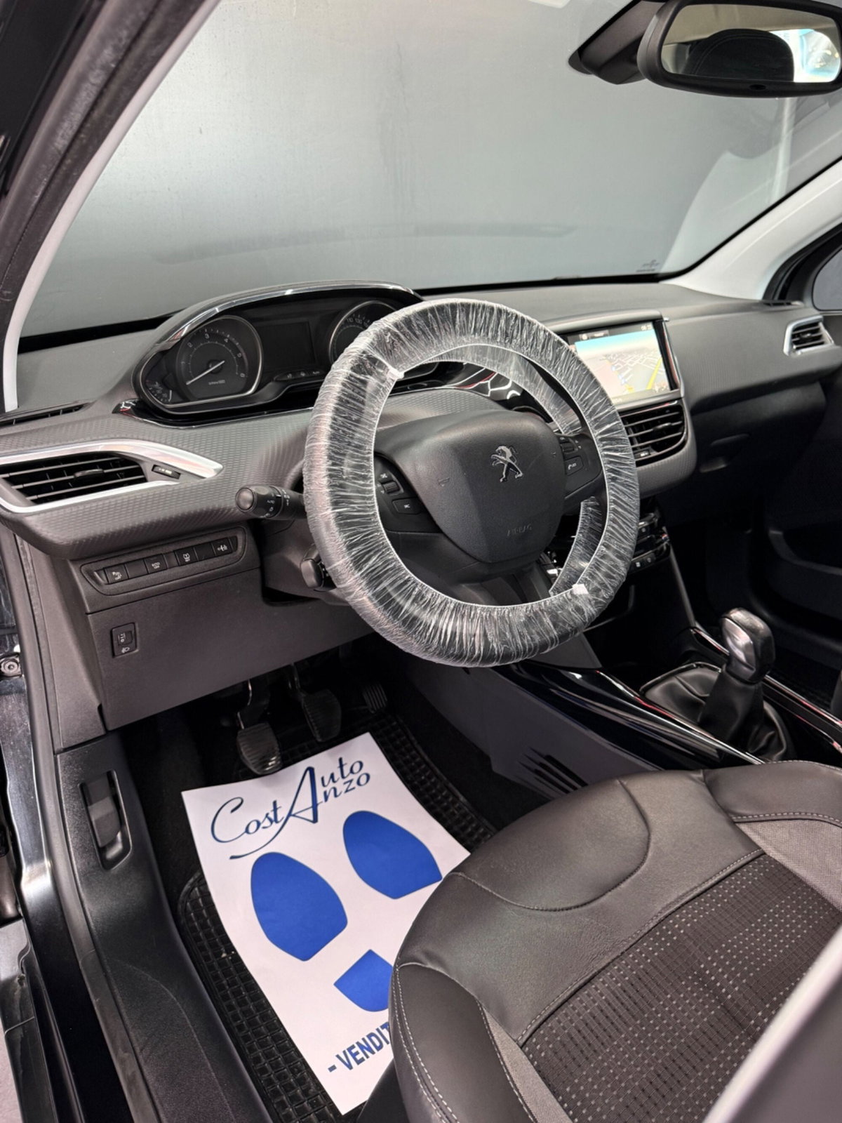 Peugeot 2008 100 Allure (8)
