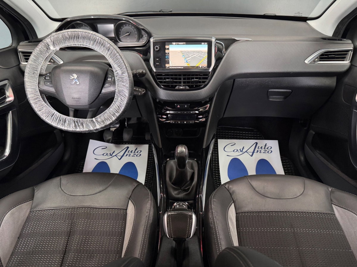 Peugeot 2008 100 Allure (9)