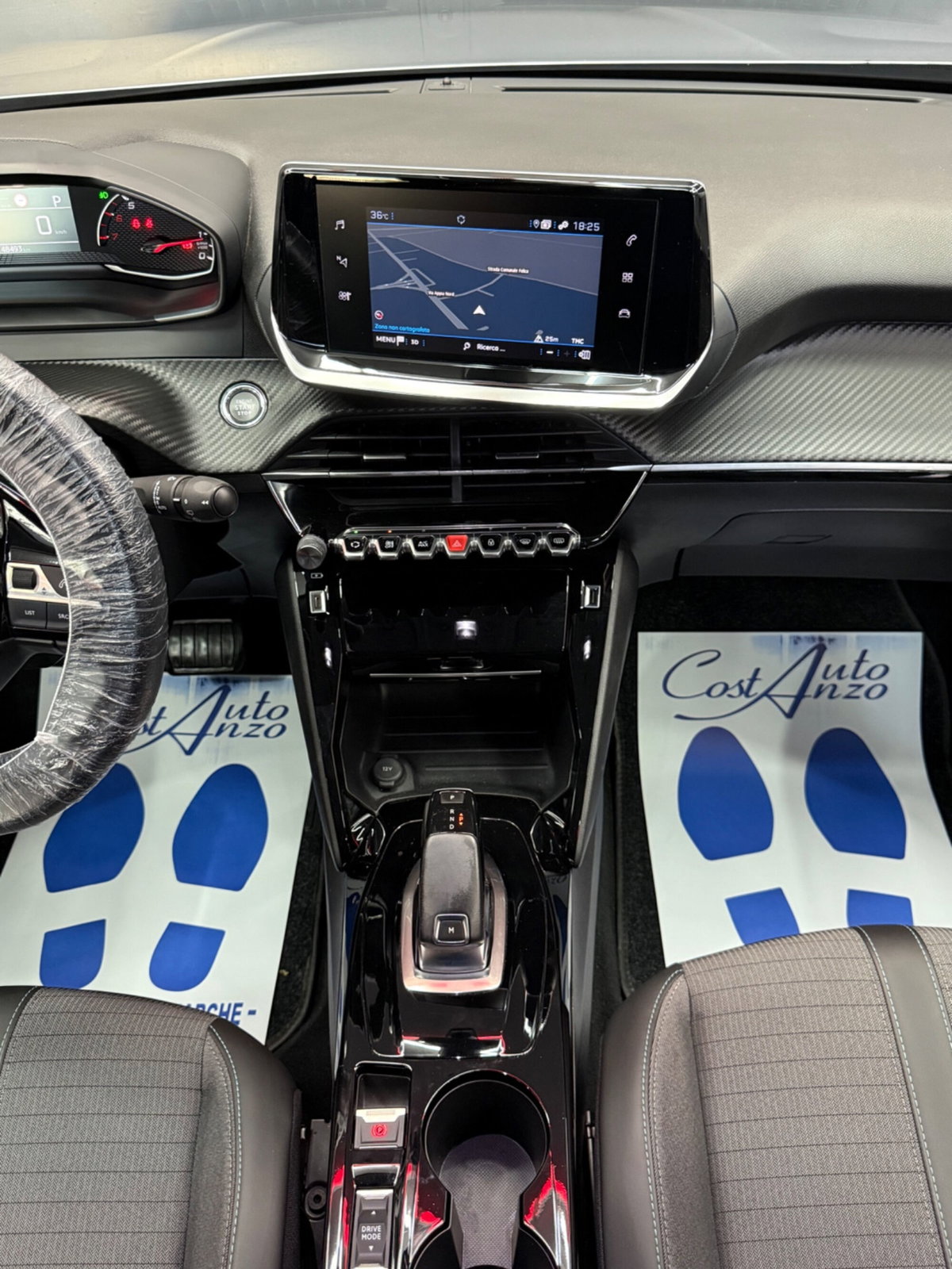 Peugeot 2008 BlueHDi 130 S&S EAT8 Allure Pack (13)