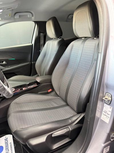 Peugeot 2008 BlueHDi 130 S&S EAT8 Allure Pack (16)