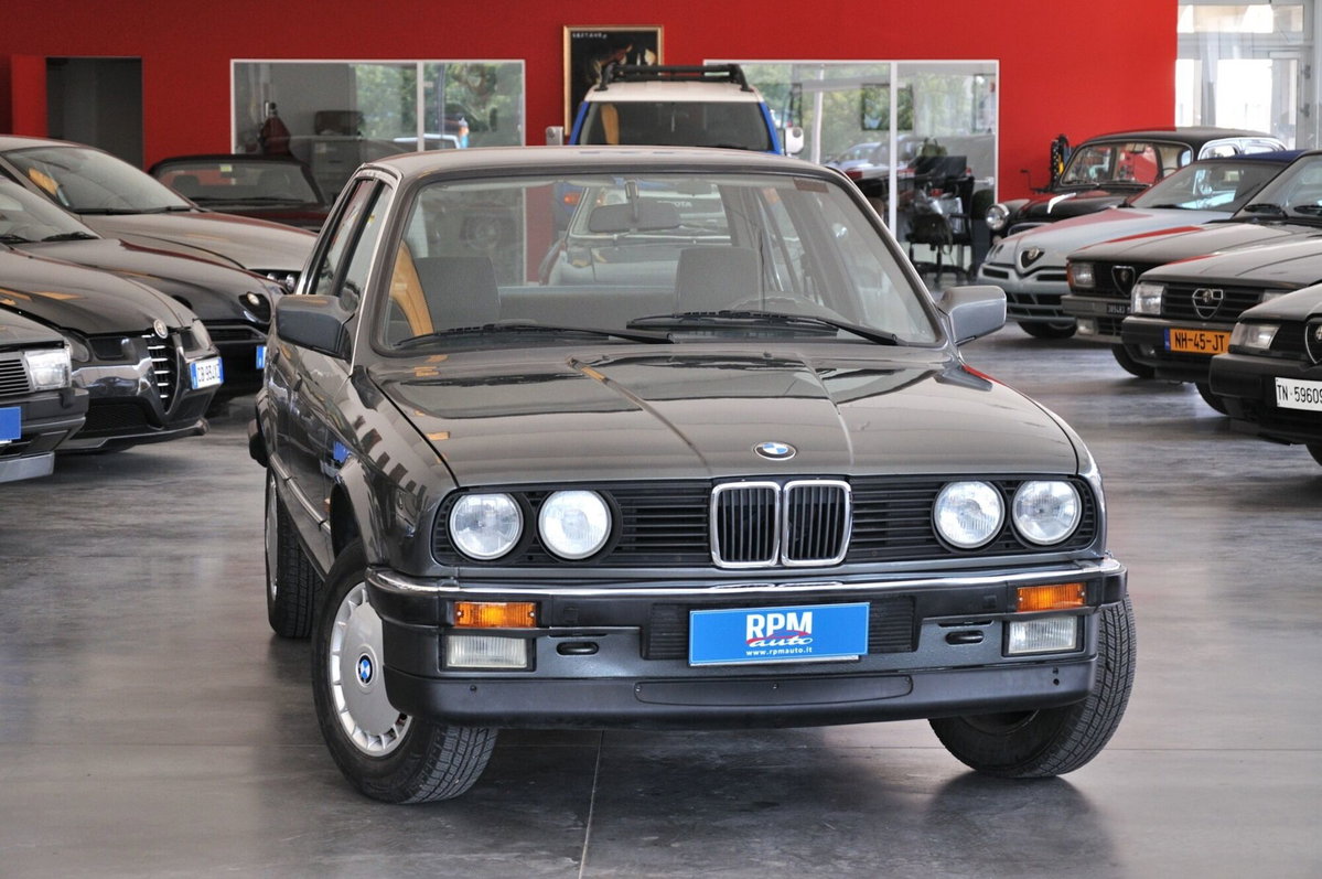 BMW Serie 3 316 4 porte