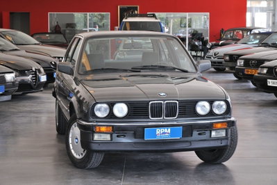 BMW Serie 3 316 4 porte usata