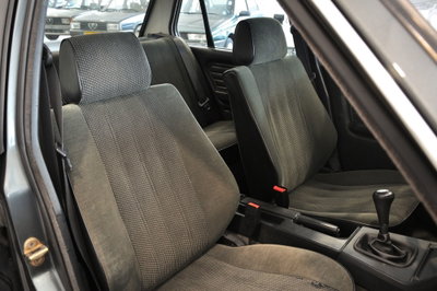 BMW Serie 3 316 4 porte (14)