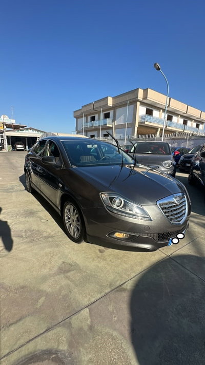 Lancia Delta 1.6 MJT DPF Gold (6)