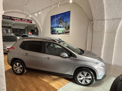 Peugeot 2008 e-HDi 92 CV Stop&Start Allure (4)
