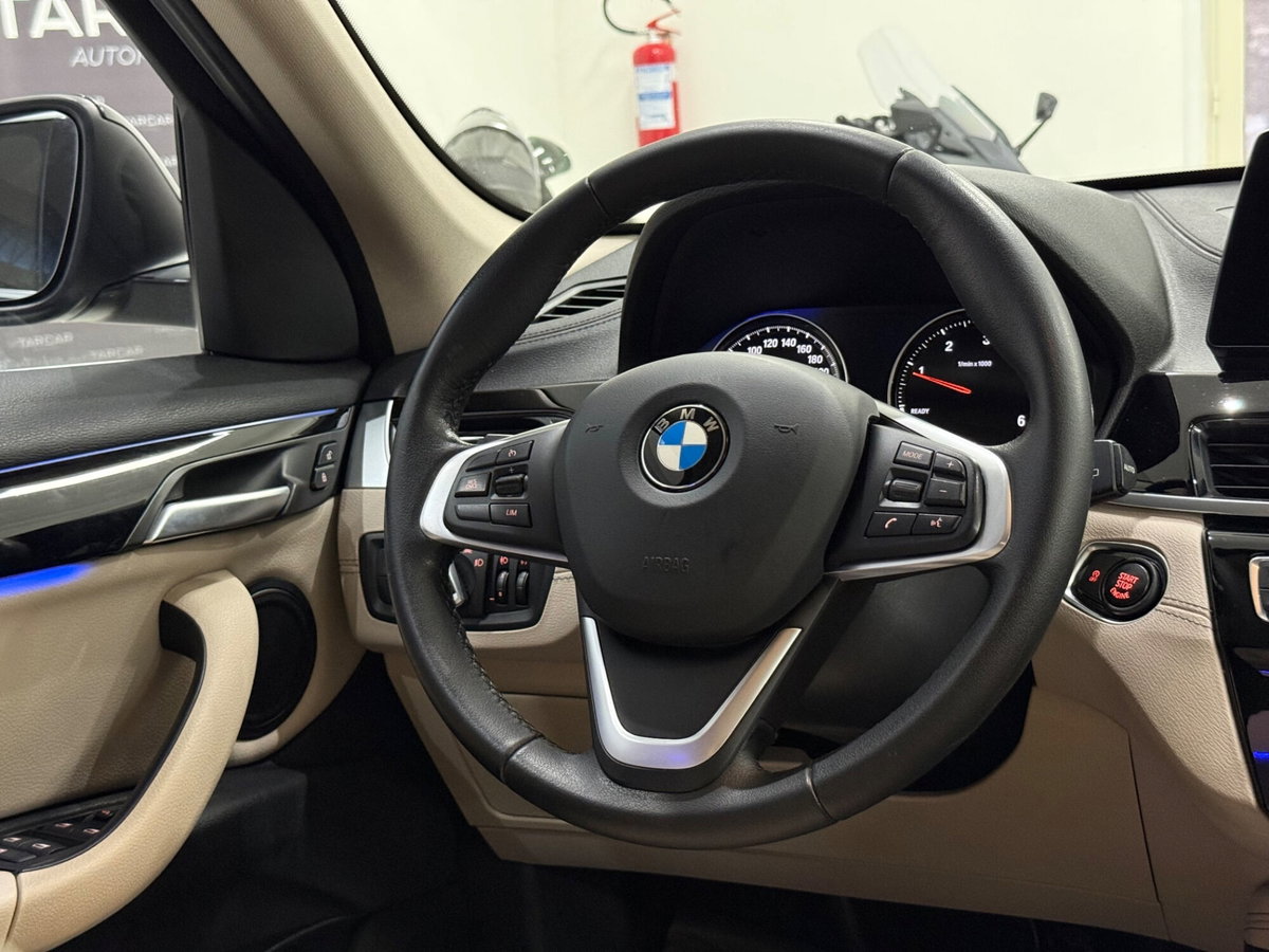 BMW X1 sDrive18d xLine Plus (16)