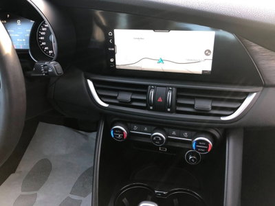 Alfa Romeo Giulia 2.2 Turbodiesel 160 CV AT8 Sprint (17)