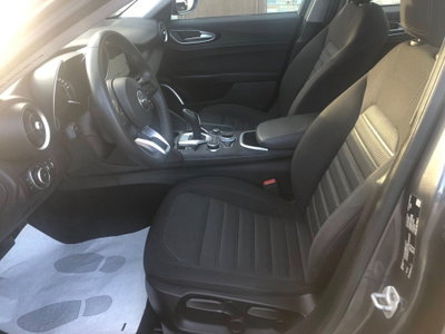 Alfa Romeo Giulia 2.2 Turbodiesel 160 CV AT8 Sprint (7)