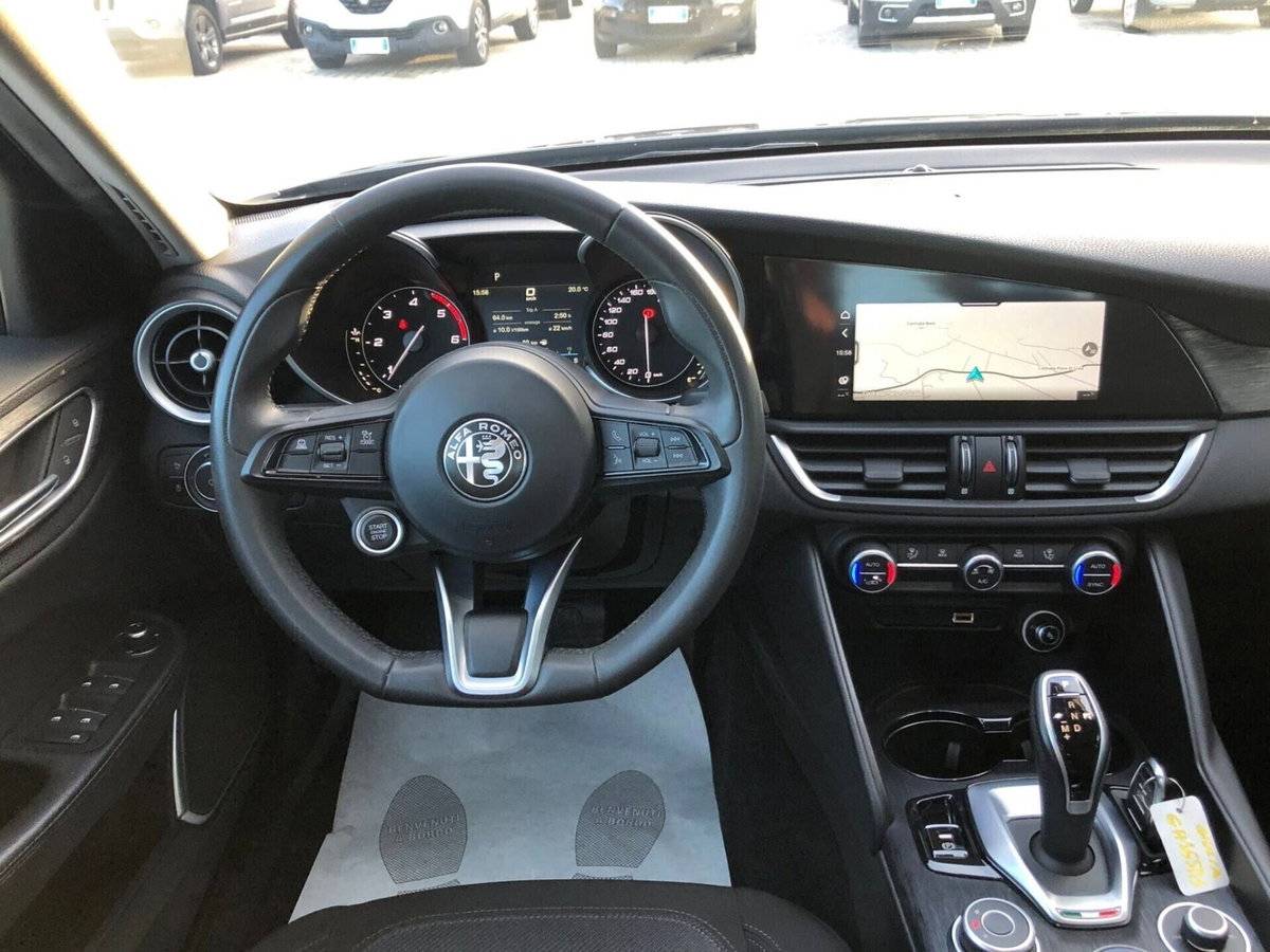 Alfa Romeo Giulia 2.2 Turbodiesel 160 CV AT8 Sprint (8)
