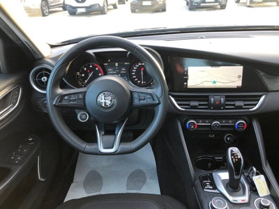Alfa Romeo Giulia 2.2 Turbodiesel 160 CV AT8 Sprint (8)