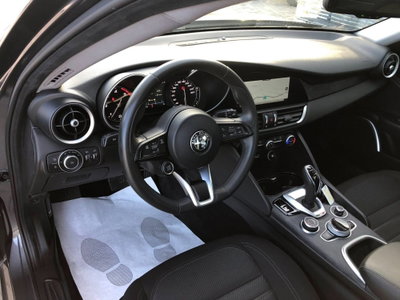 Alfa Romeo Giulia 2.2 Turbodiesel 160 CV AT8 Sprint (9)