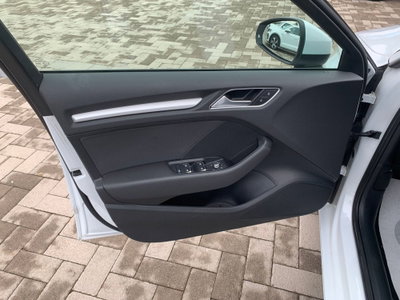 Audi A3 Sportback 1.6 TDI ultra Attraction (13)