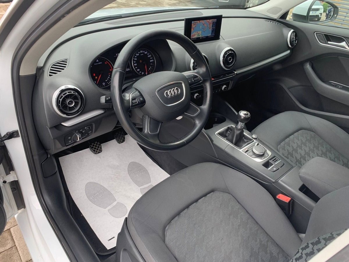 Audi A3 Sportback 1.6 TDI ultra Attraction (8)