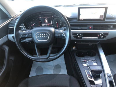 Audi A4 Avant 2.0 TDI 150 CV ultra S tronic Sport (9)