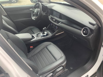 Alfa Romeo Stelvio Stelvio 2.2 Turbodiesel 190 CV AT8 RWD Executive (10)