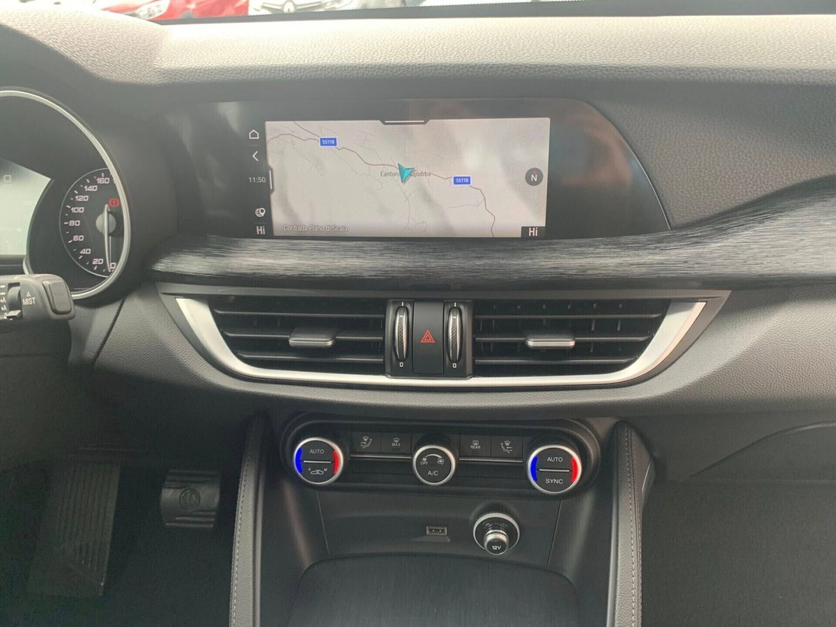 Alfa Romeo Stelvio Stelvio 2.2 Turbodiesel 190 CV AT8 RWD Executive (12)