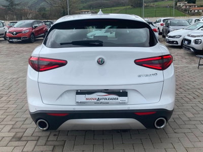 Alfa Romeo Stelvio Stelvio 2.2 Turbodiesel 190 CV AT8 RWD Executive (4)