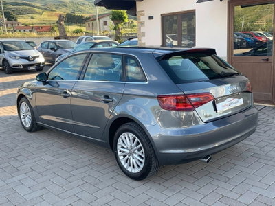Audi A3 1.6 TDI clean diesel Ambition (6)