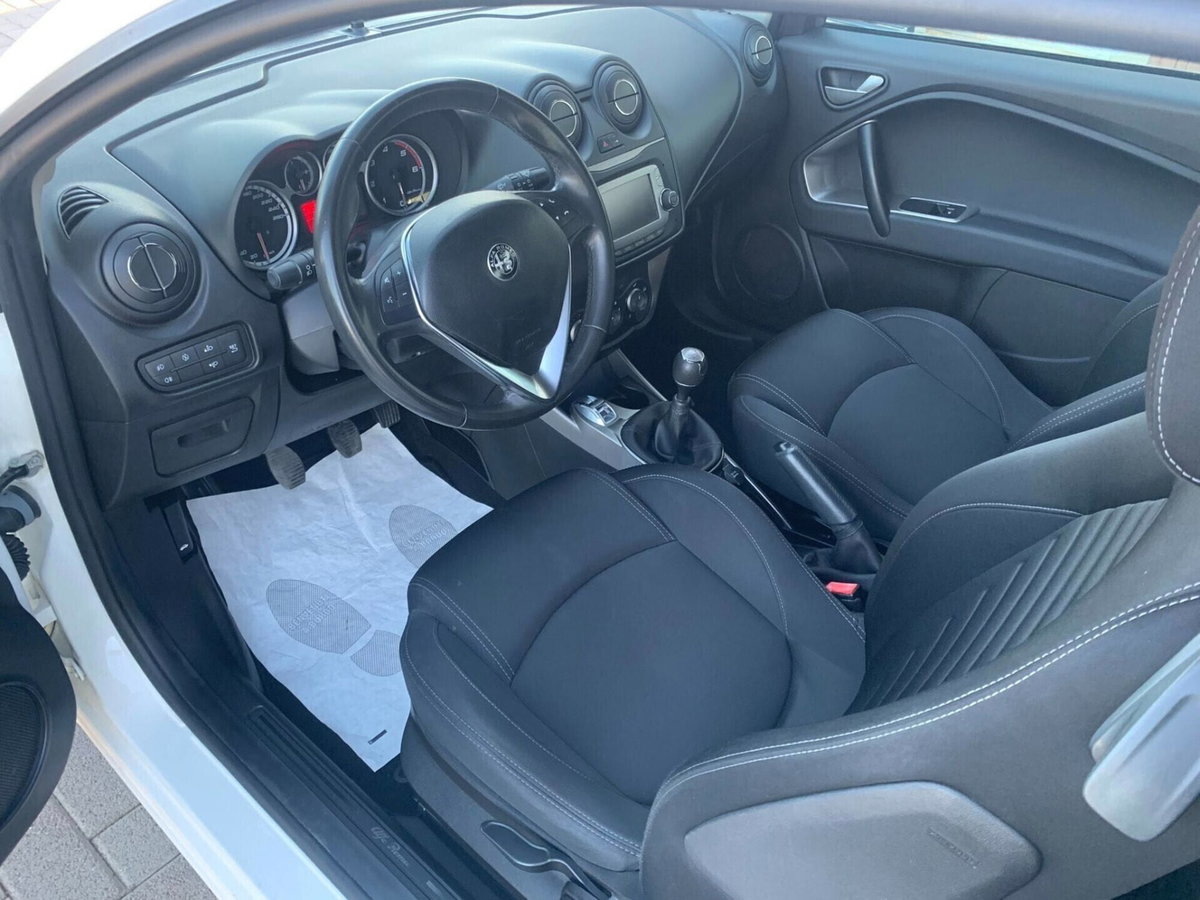 Alfa Romeo MiTo 1.3 JTDm 95 CV S&S (6)