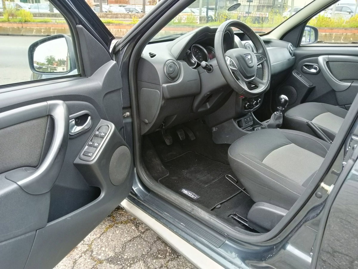 Dacia Duster 1.5 dCi 110 CV S&S 4x2 Serie Speciale Brave (7)
