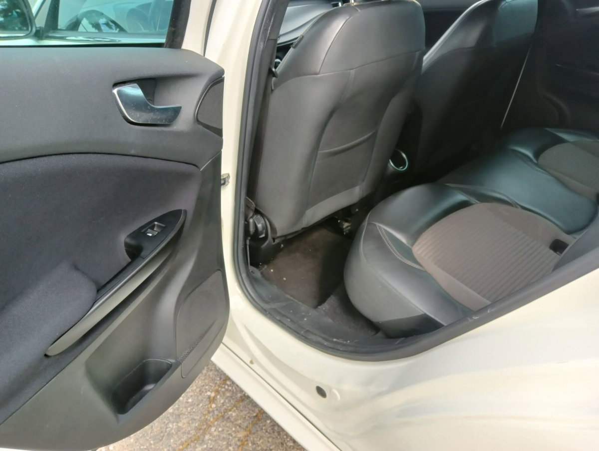 Alfa Romeo Giulietta 2.0 JTDm Super 175cv tct (12)