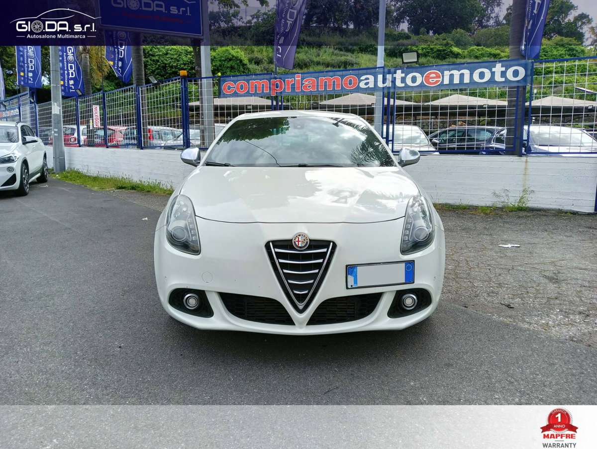 Alfa Romeo Giulietta 2.0 JTDm Super 175cv tct (2)