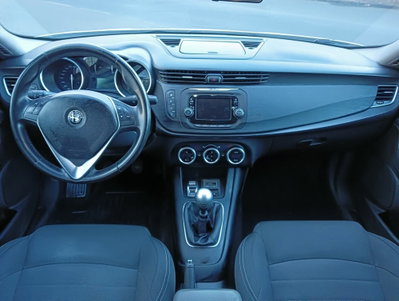 Alfa Romeo Giulietta 1.6 JTDm Ti 120cv (12)