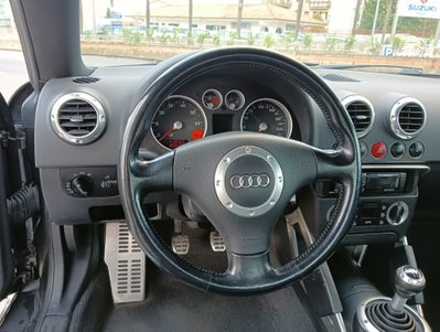 Audi TT Coupé 1.8 T 20V 225 CV cat quattro (9)