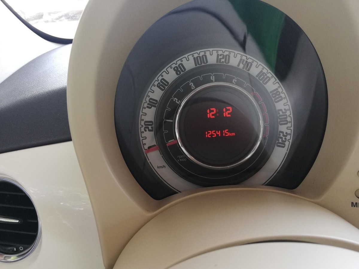 Fiat 500 1.2 Pop (9)