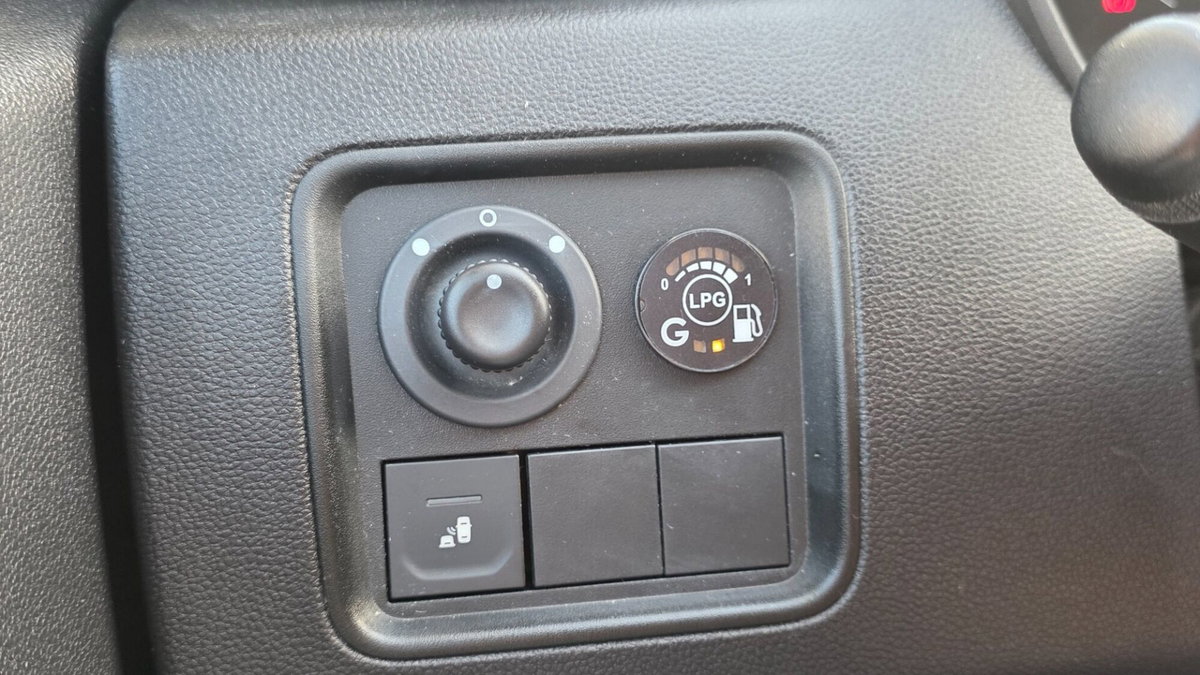 Dacia Duster 1.6 SCe GPL 4x2 Techroad (19)