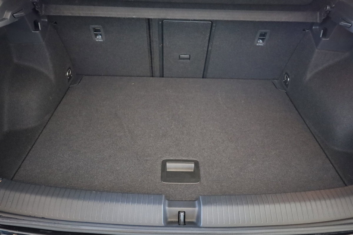 Volkswagen T-Roc Cabrio 1.5 TSI ACT DSG R-Line (11)
