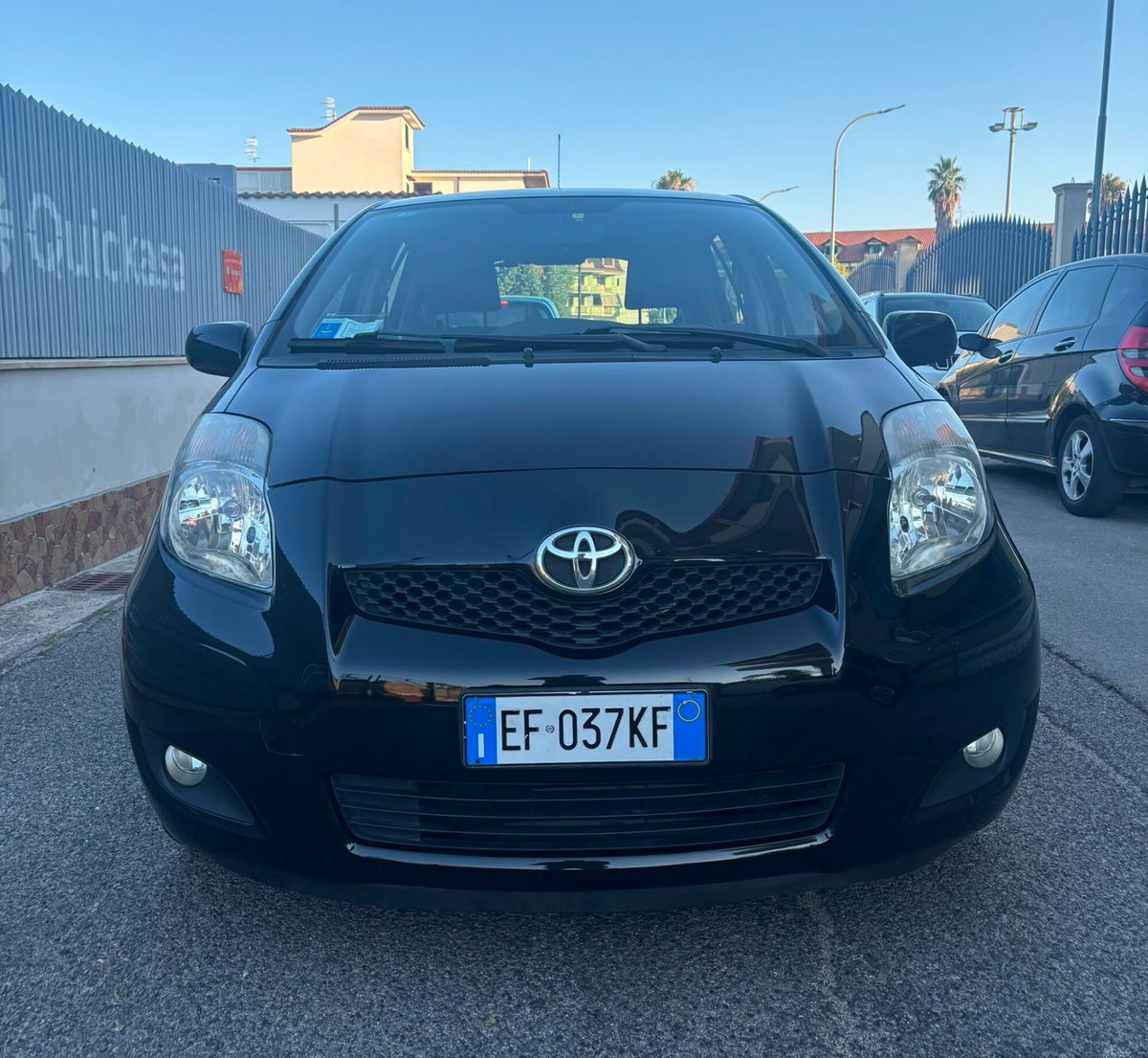 Toyota Yaris 1.0 5 porte Sol