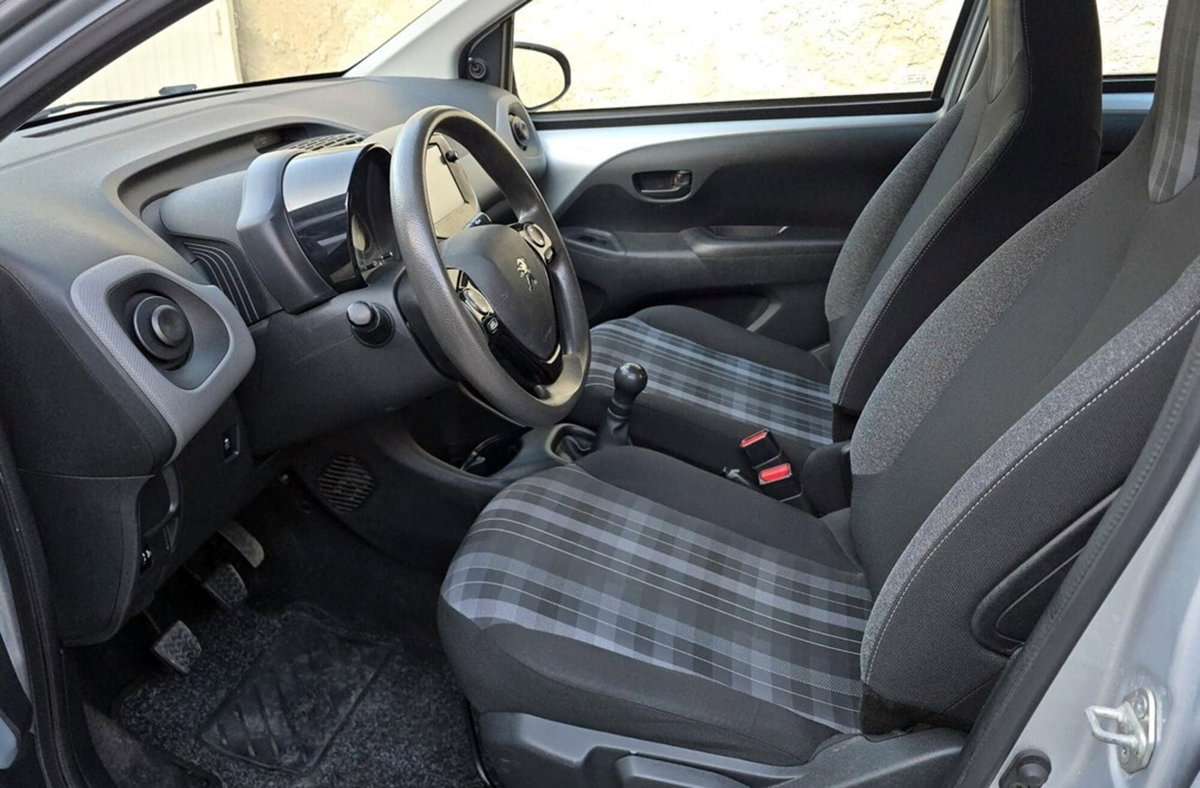 Peugeot 108 72 5 porte Active (10)