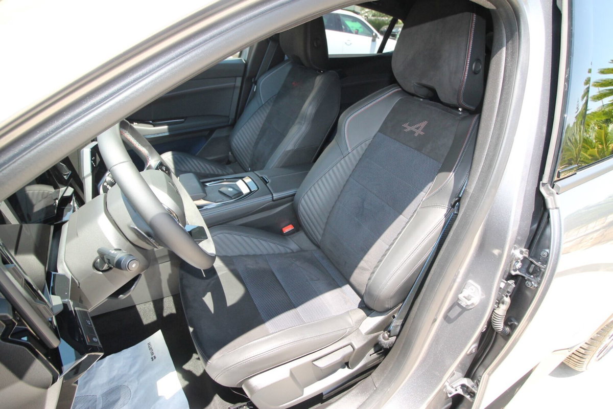 Renault Rafale 1.2 full hybrid esprit Alpine 200cv auto (16)