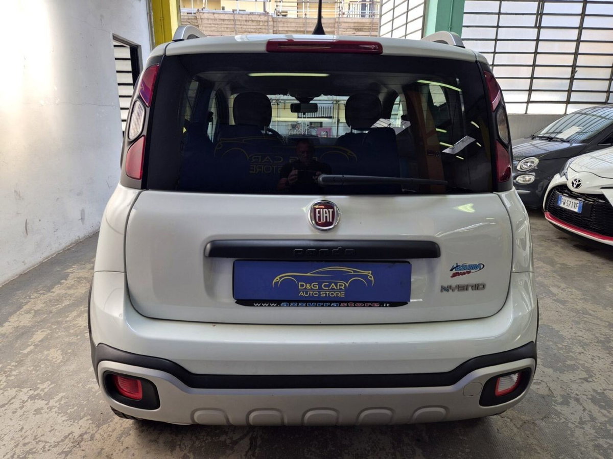 Fiat Panda 1.0 FireFly S&S Hybrid City Cross (5)