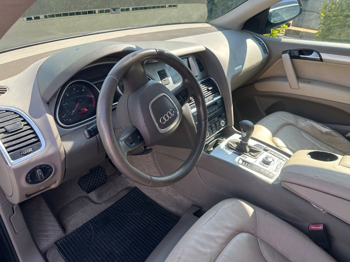 Audi Q7 3.0 V6 TDI 240 CV quattro tiptronic Advanced Plus (10)