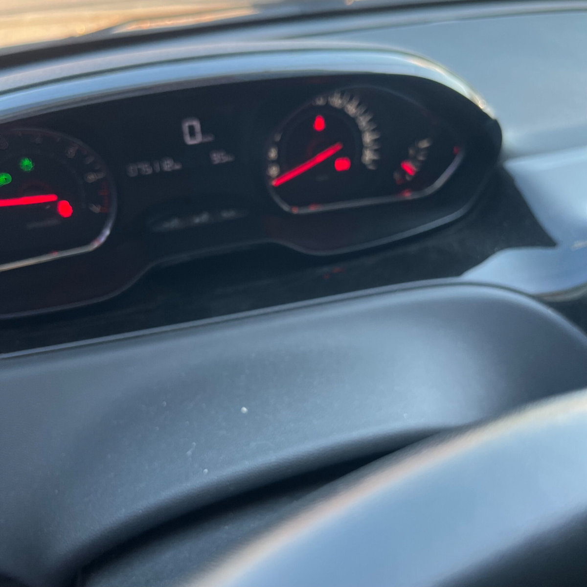 Peugeot 208 82 5 porte Allure (10)