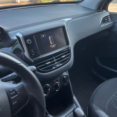 Peugeot 208 82 5 porte Allure (11)