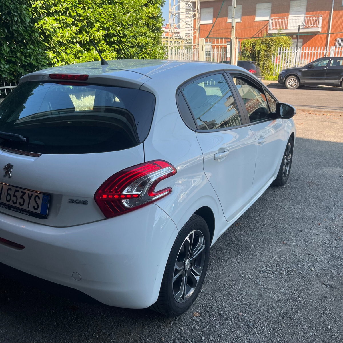 Peugeot 208 82 5 porte Allure (5)